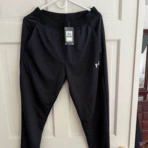 NWT Under Armour Mens joggers size large
